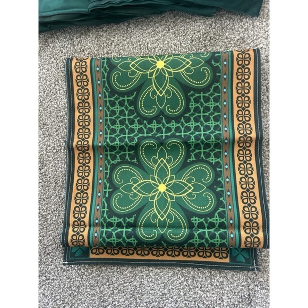 6-PC Gnome Garden Flag Celtic Decor Green Pillow Covers Table Runner St Patrick - Picture 4 of 4